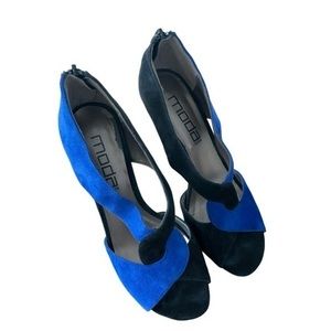 Moda blue and black heels